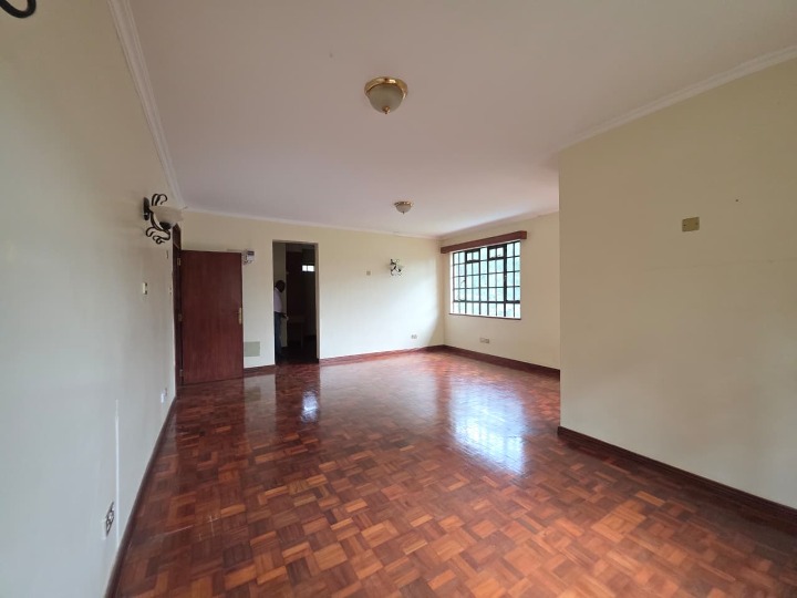 4 BEDROOM TOWNHOUSE TO LET - OLD KITISURU
