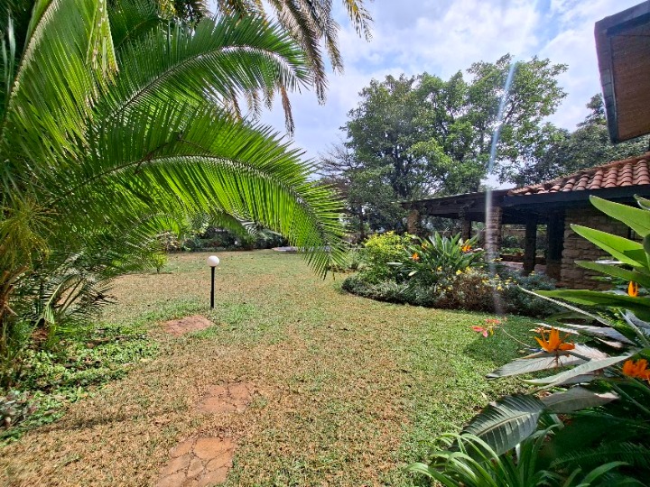 5-BEDROOM TOWNHOUSE FOR RENT | RUNDA
