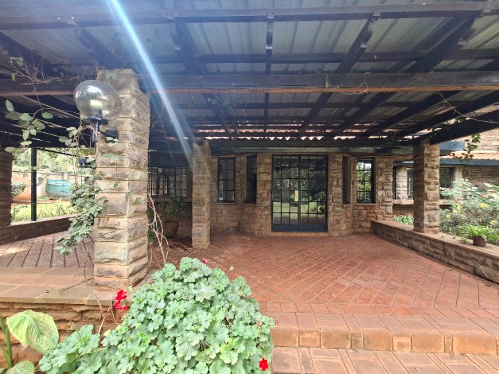 5-BEDROOM TOWNHOUSE FOR RENT | RUNDA