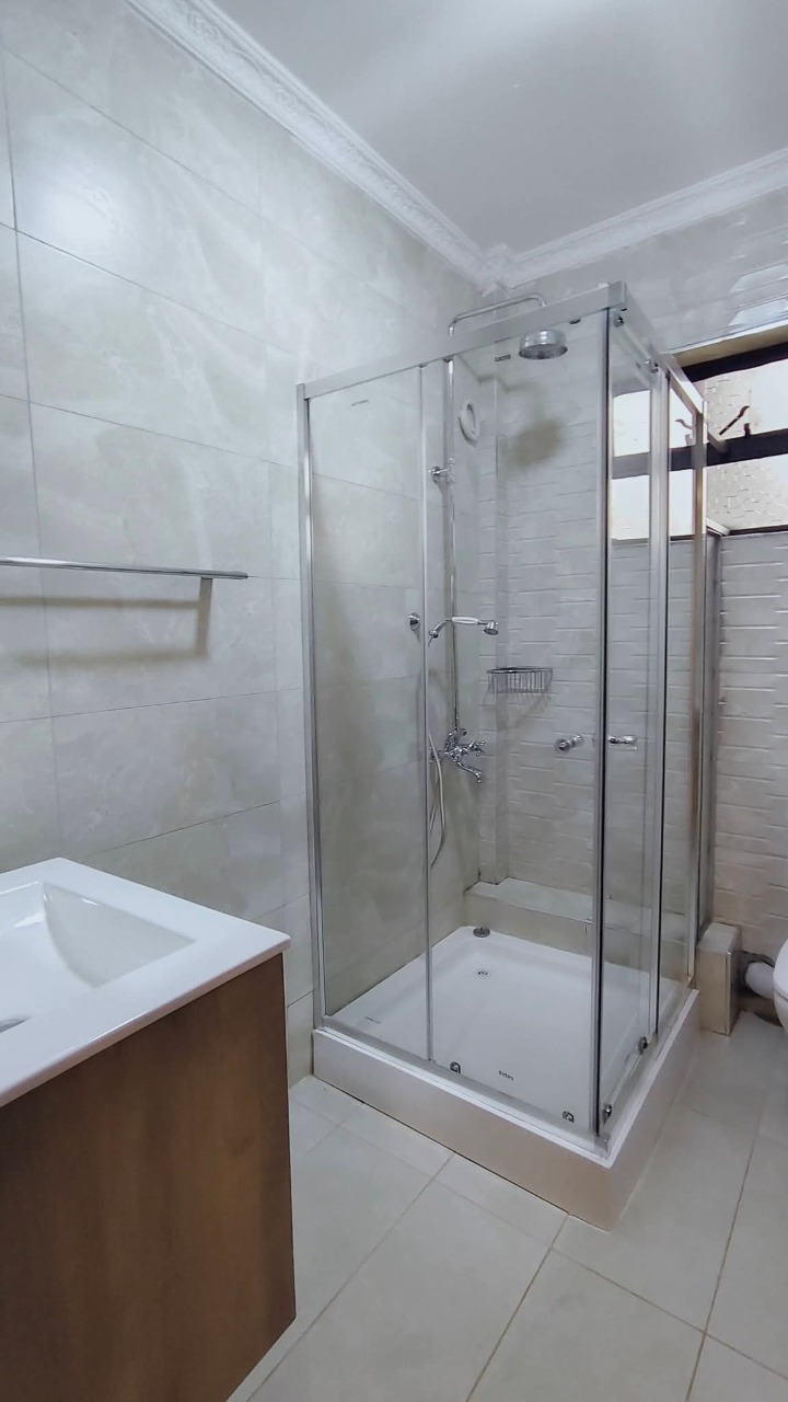 6-Bedroom House for Rent - New Kitisuru