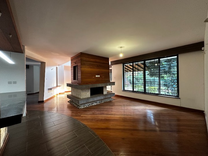 4-BEDROOM HOUSE TO LET - RUNDA
