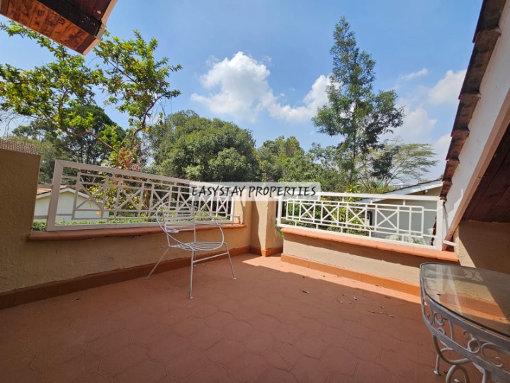 4-BEDROOM TOWNHOUSE TO LET - LAVINGTON