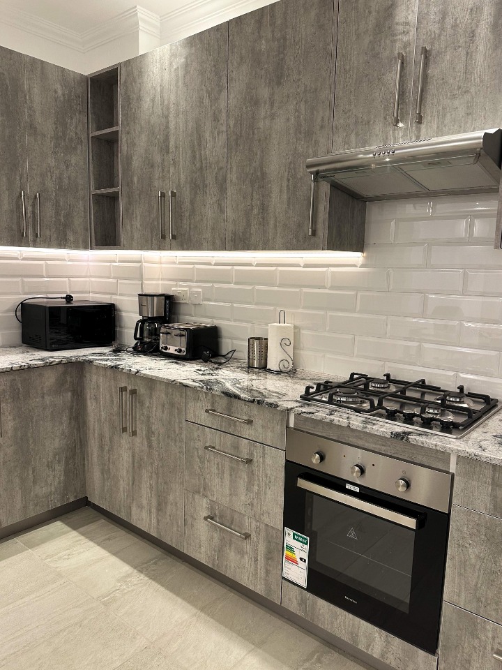 FURNISHED 2 BEDROOM APARTMENT + DSQ TO LET – WESTLANDS