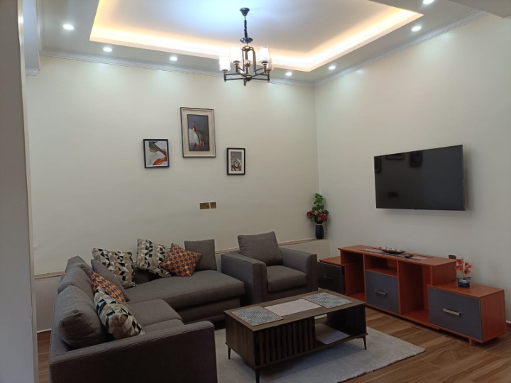 FURNISHED 2-BEDROOM APARTMENT TO LET - RUNDA