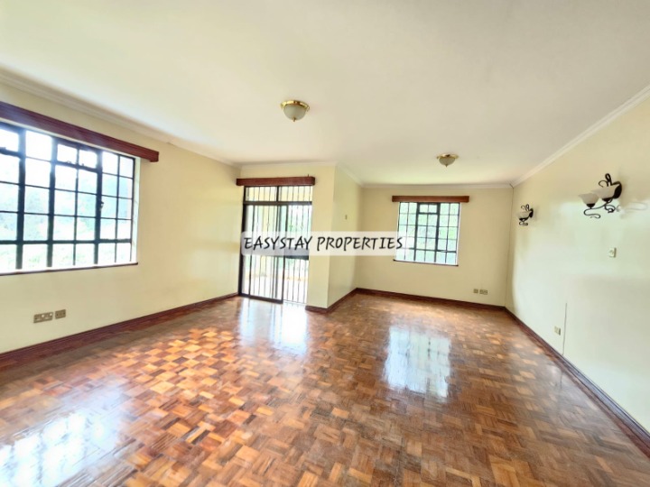 4-BEDROOM TOWNHOUSE TO LET - OLD KITISURU