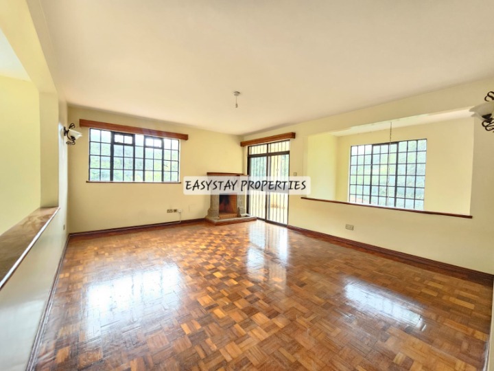 4-BEDROOM TOWNHOUSE TO LET - OLD KITISURU