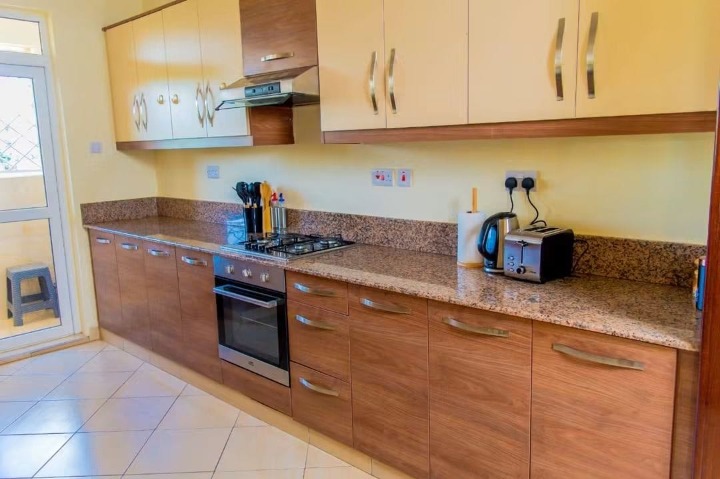 FURNISHED 2-BEDROOM APARTMENT TO LET - WESTLANDS