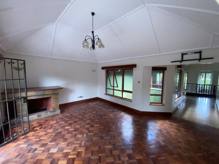 5-BEDROOM HOUSE TO LET - RUNDA
