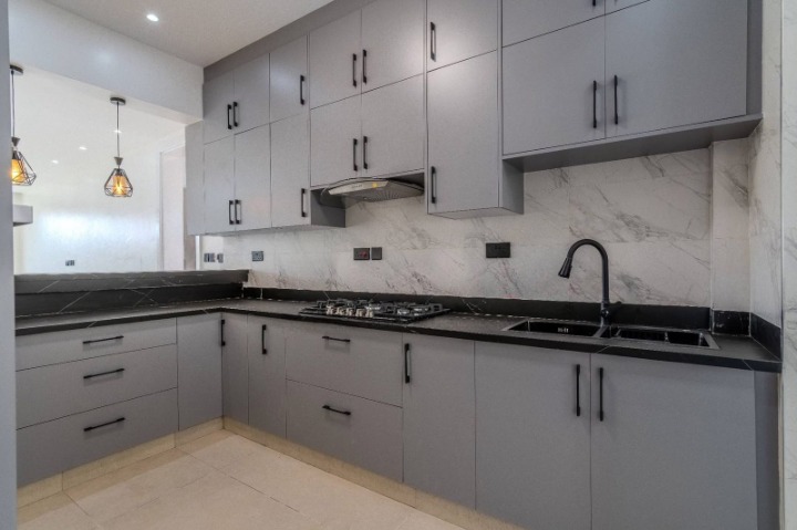RUNDA | 2-BEDROOM GARDEN APARTMENT TO LET