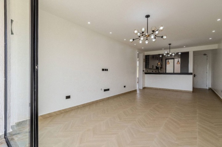 RUNDA | 2-BEDROOM GARDEN APARTMENT TO LET