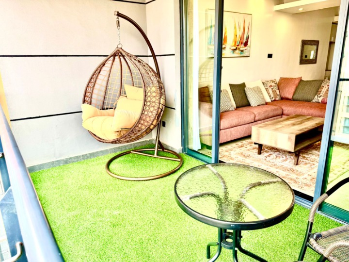 FURNISHED 3-BEDROOM APARTMENT TO LET - LAVINGTON