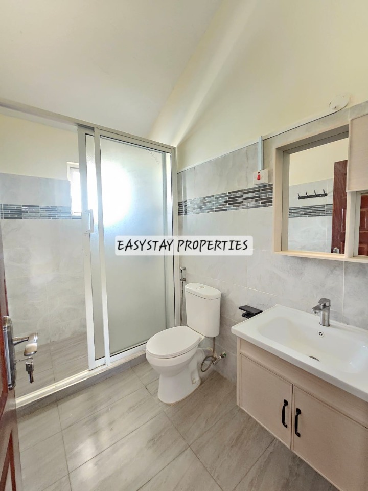 4 BEDROOM HOUSE TO LET – KILIMANI