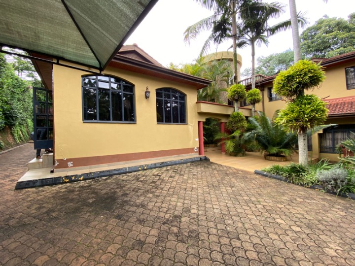 2 BEDROOM GUEST WING TO LET - RUNDA
