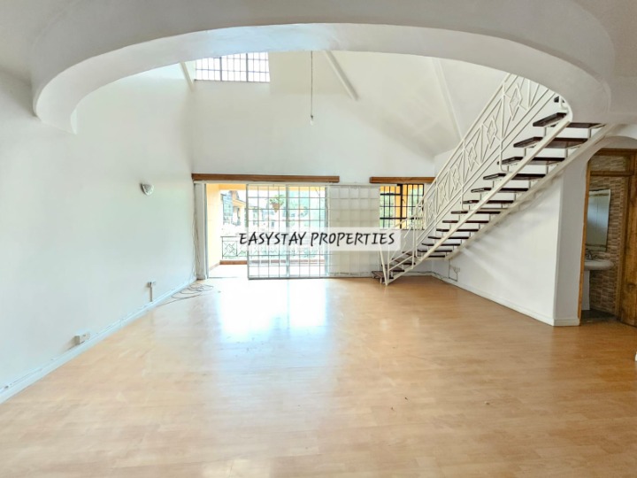 LAVINGTON – 4 BEDROOM PENTHOUSE TO LET