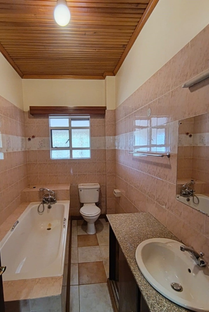 NYARI – 6 BEDROOM HOUSE TO LET