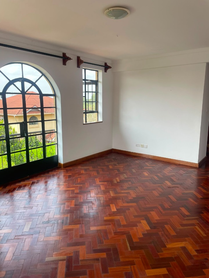 OLD KITISURU – 5 BEDROOM TOWNHOUSE TO LET