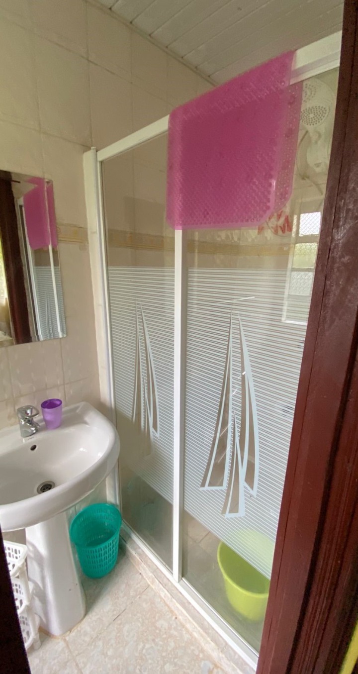 RIDGEWAYS | 2BEDROOM FURNISHED COTTAGE TO LET