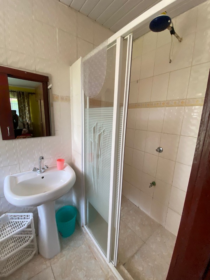 RIDGEWAYS | 2BEDROOM FURNISHED COTTAGE TO LET