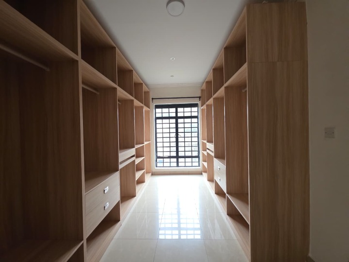 4-BEDROOM TOWNHOUSE FOR RENT - KIAMBU ROAD