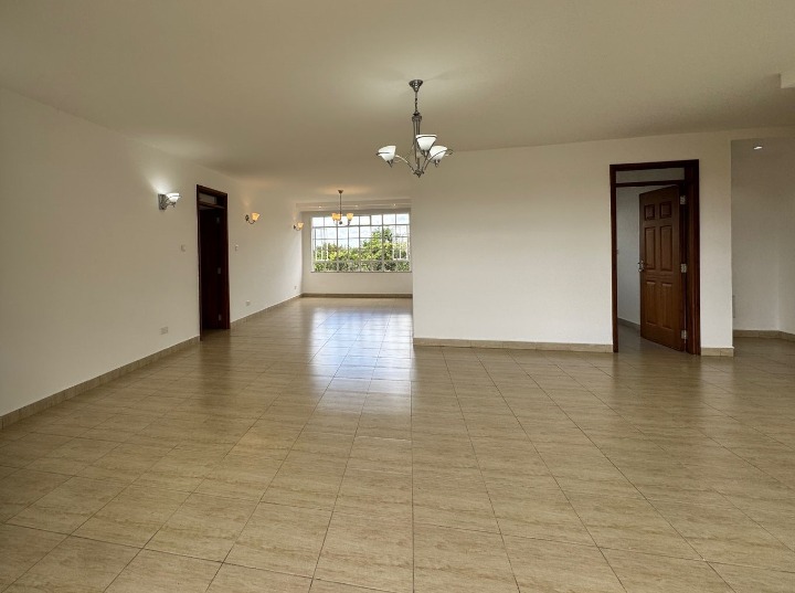 LAVINGTON - 3 BEDROOM APARTMENT + DSQ TO LET