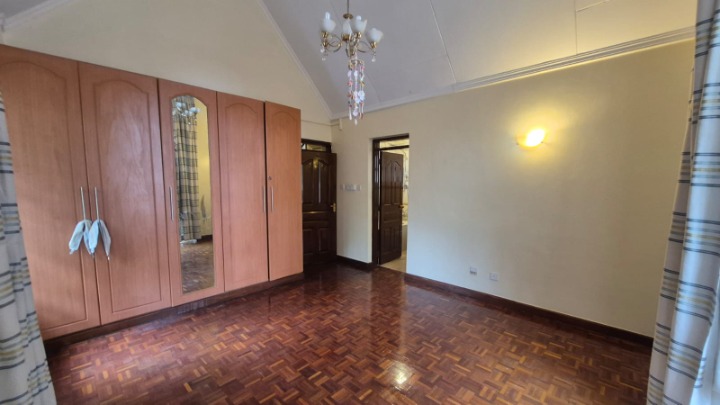 LAVINGTON – 5 BEDROOM HOUSE FOR RENT