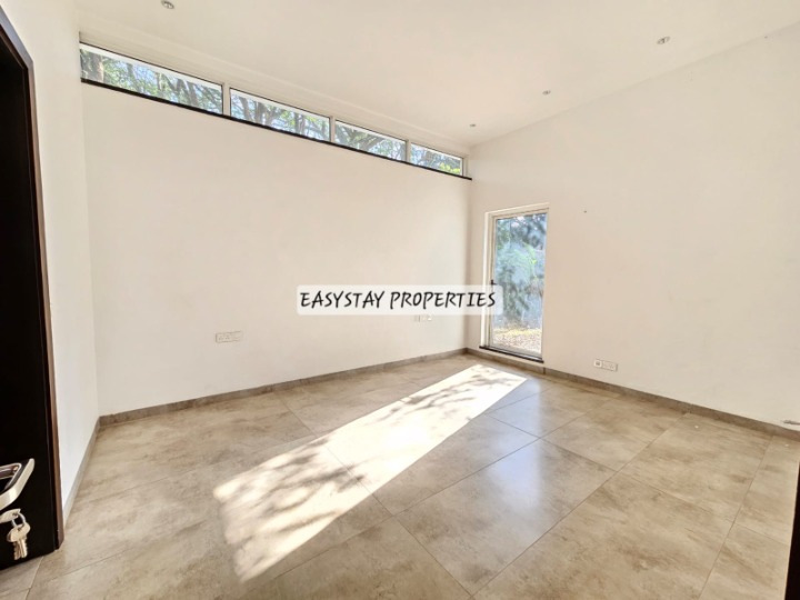 RUNDA | 4-BEDROOM AMBASSADORIAL BUNGALOW TO LET