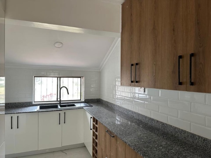 OLD MUTHAIGA | 3-BEDROOM COLONIAL BUNGALOW TO LET