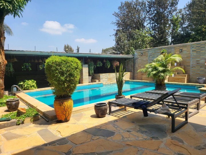6-BEDROOM AMBASSADORIAL HOUSE TO LET – RUNDA