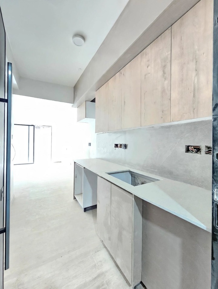 UNFURNISHED STUDIO APARTMENT TO LET IN WESTLANDS