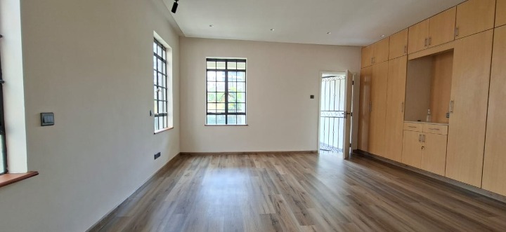 4 BEDROOM FAMILY HOME + DSQ FOR RENT - WESTLANDS