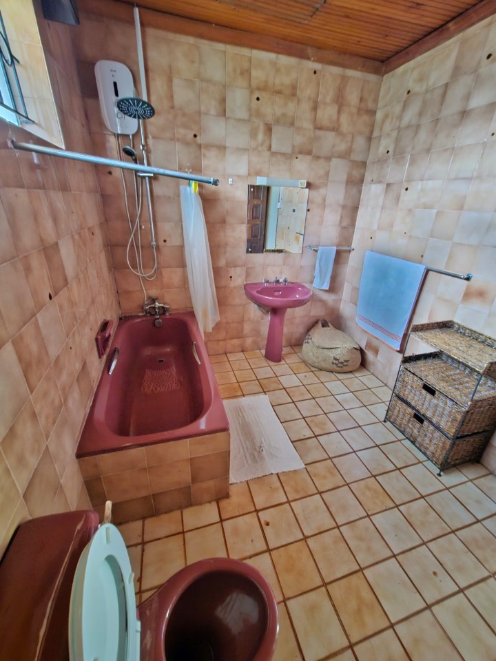 4-BEDROOM STANDALONE HOUSE TO LET - NYARI