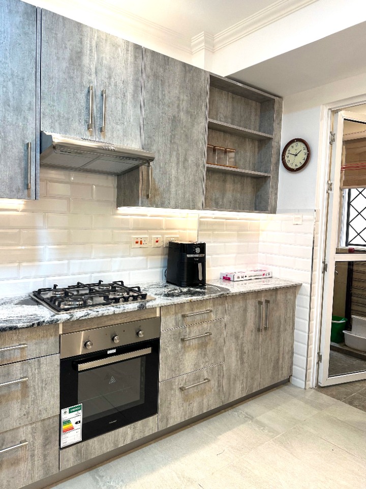 WESTLANDS - FURNISHED 2 BEDROOM APARTMENT + DSQ FOR RENT