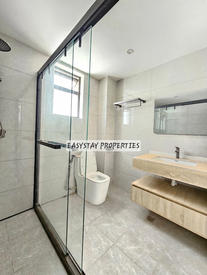 3 BEDROOM APARTMENT+ DSQ FOR RENT – RIVERSIDE