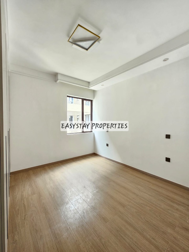 3 BEDROOM APARTMENT+ DSQ FOR RENT – RIVERSIDE