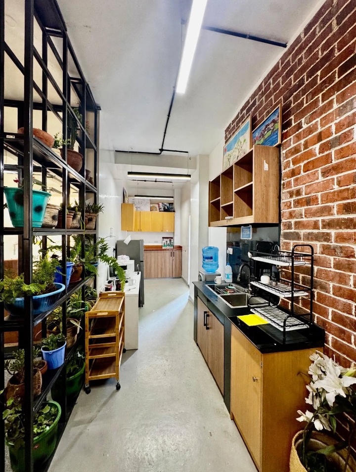FURNISHED OFFICE FOR SUBLEASE – WESTLANDS