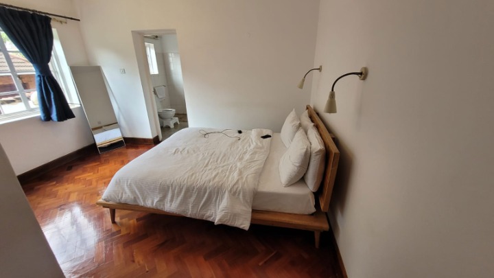 4 BEDROOM TOWNHOUSE + DSQ FOR RENT – OLD MUTHAIGA