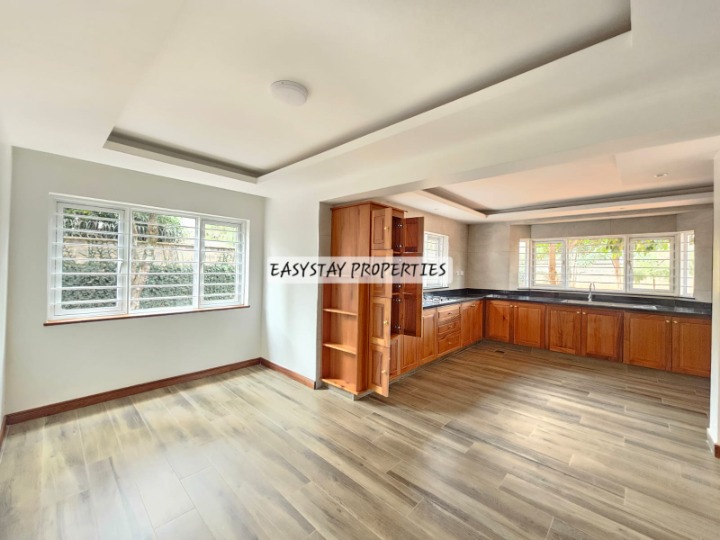 5-BEDROOM STANDALONE HOUSE TO LET – RUNDA