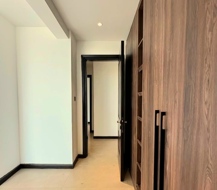 3-BEDROOM LUXURY APARTMENT TO LET – RIVERSIDE