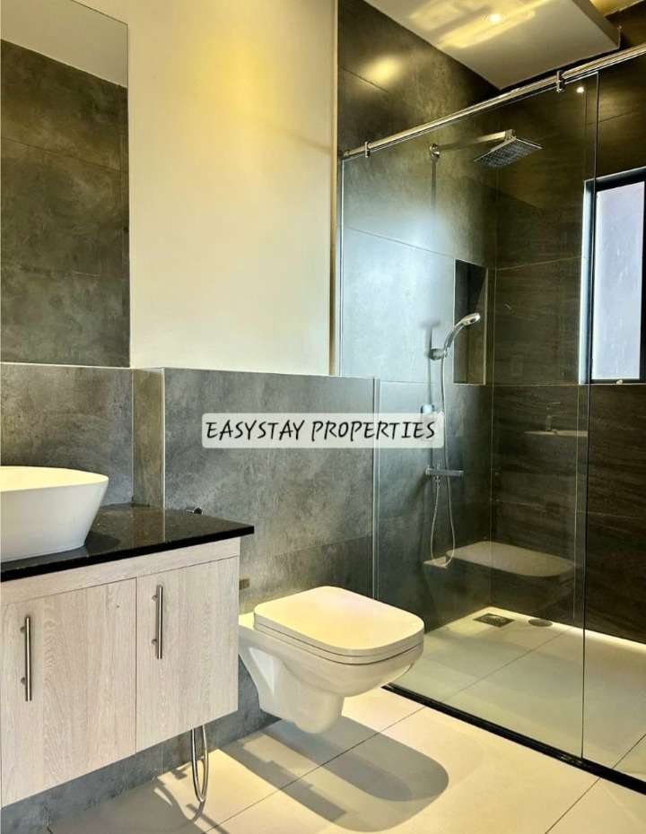 TO LET: 3 BEDROOM APARTMENT + DSQ | KILELESHWA