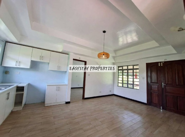 1-BEDROOM UNFURNISHED GUEST HOUSE TO LET – ROSSLYN