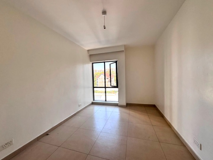 1-BEDROOM UNFURNISHED APARTMENT TO LET - LAVINGTON