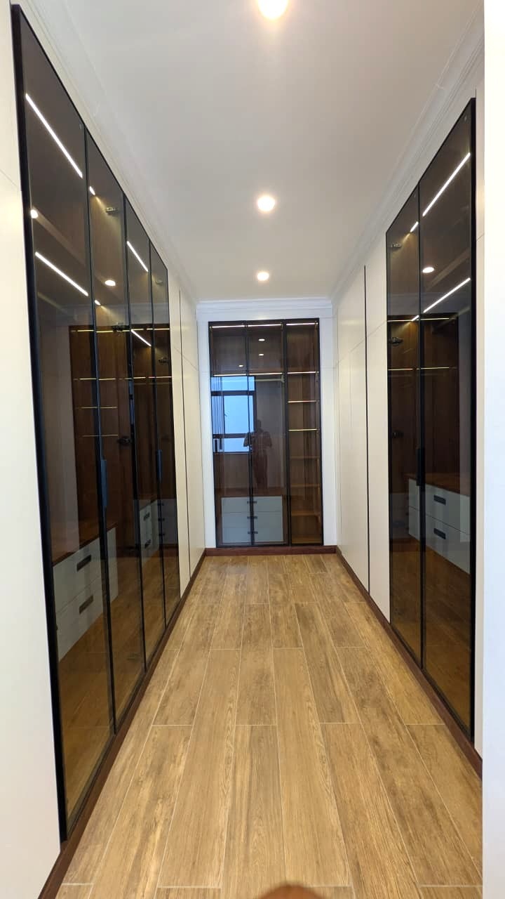 LAVINGTON - 5 BEDROOM TOWNHOUSE FOR RENT