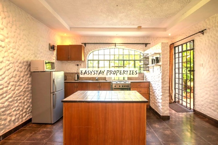 2-BEDROOM FURNISHED GARDEN APARTMENT TO LET - RUNDA