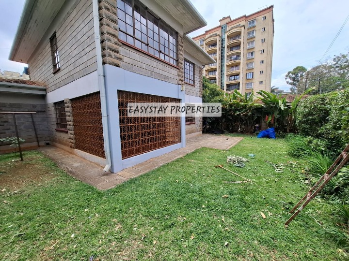 4-BEDROOM HOUSE + DSQ TO LET – LAVINGTON