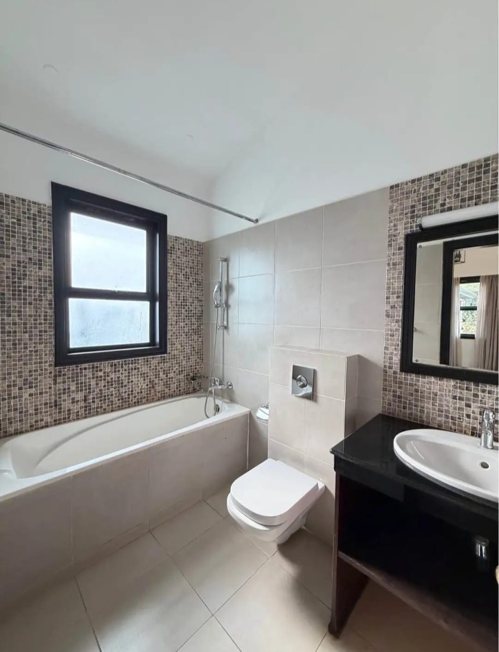 3-BEDROOM TOWNHOUSE + STUDY FOR RENT IN KYUNA