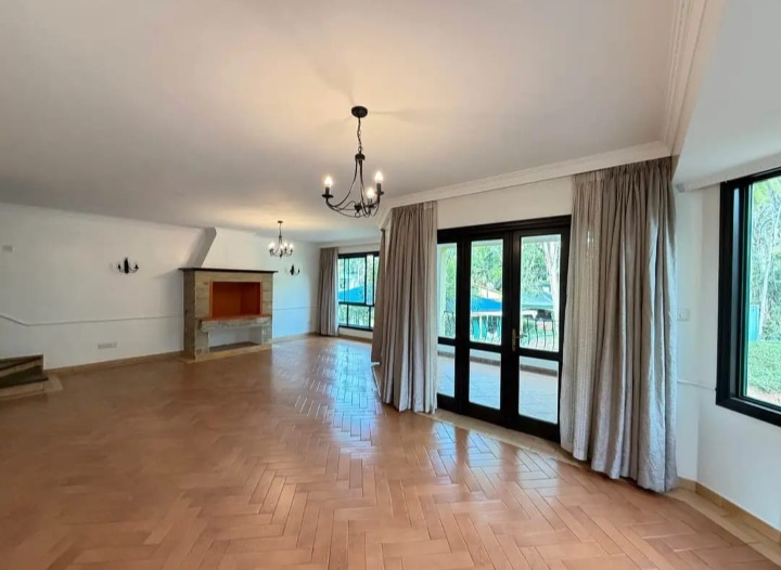 3-BEDROOM TOWNHOUSE + STUDY FOR RENT IN KYUNA