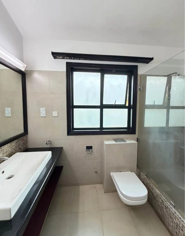 3-BEDROOM TOWNHOUSE + STUDY FOR RENT IN KYUNA