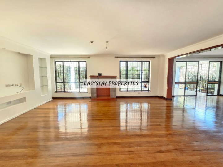 RUNDA | 5-BEDROOM TOWNHOUSE TO LET
