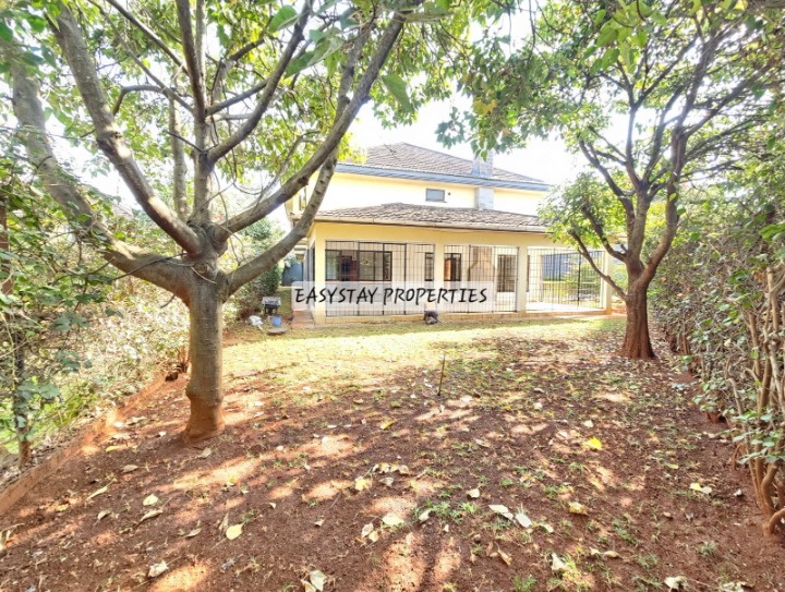 RUNDA | 5-BEDROOM TOWNHOUSE TO LET