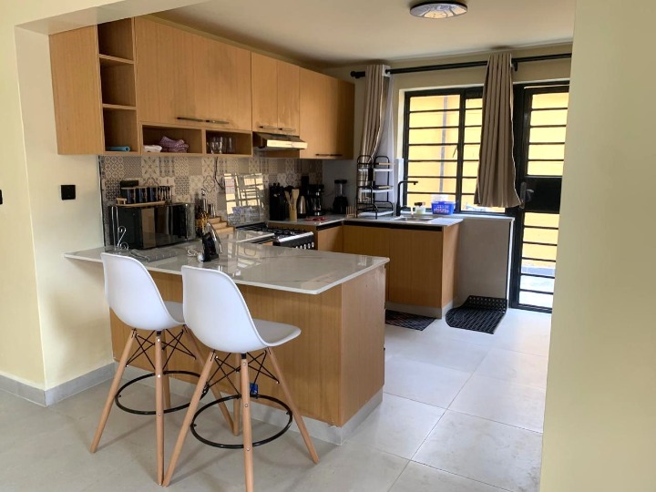 2-BEDROOM GUESTHOUSE FOR RENT - RUNDA